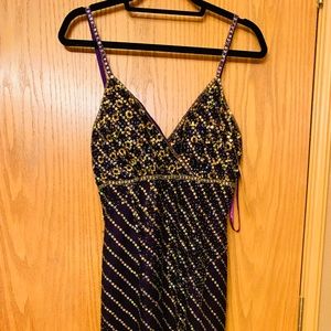 Beautiful sequined evening dress!